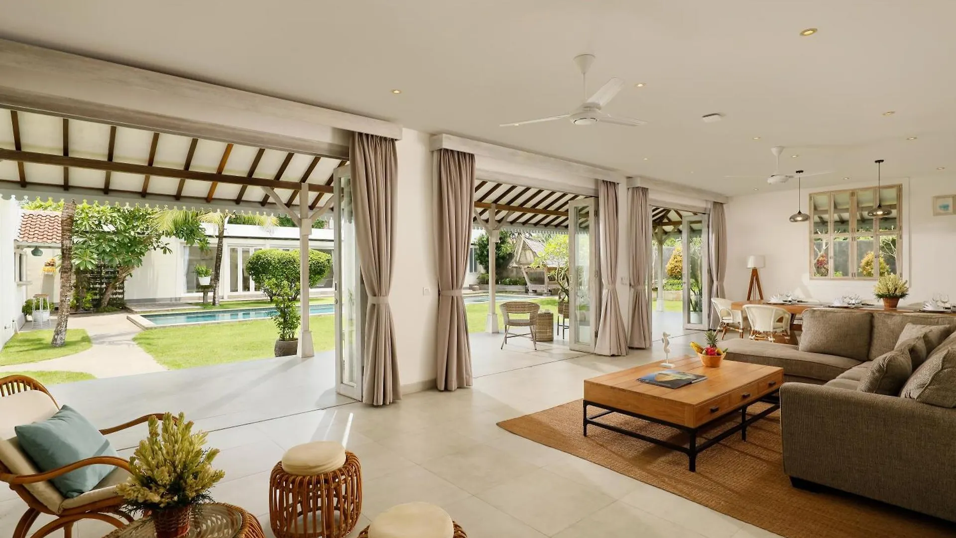 Villa Hasian Jimbaran Indonesia